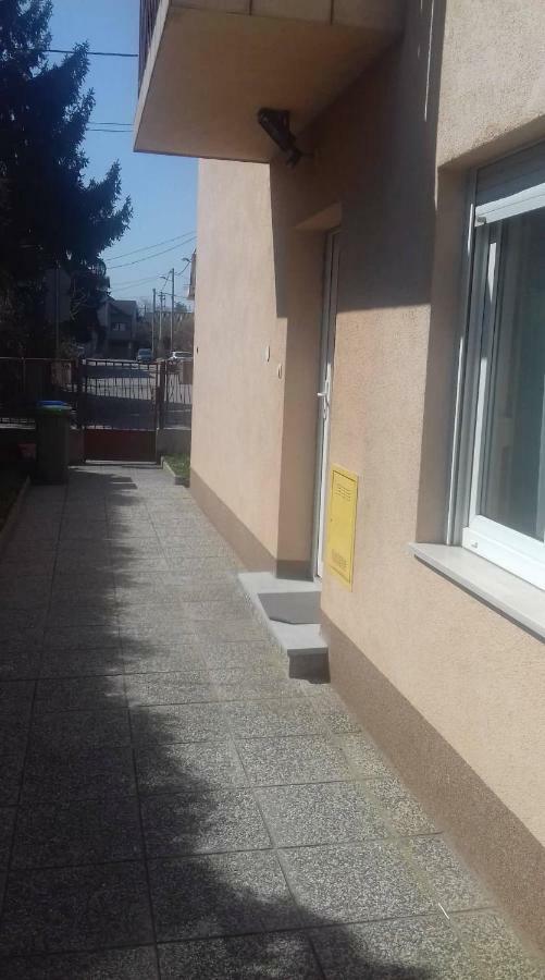 Appartement Valerija à Zagreb Extérieur photo